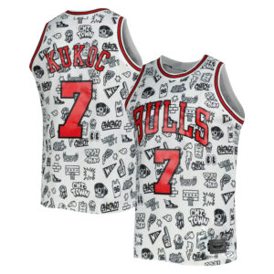 CJP Toni Kukoc Chicago Bulls 1997/98 Hardwood Classics Doodle Swingman Jersey - White