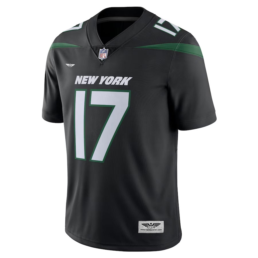 Garrett-Wilson-New-York-Jets-CJP-Apparel-Alternate-Vapor-Untouchable-Limited-Jersey---Stealth-Black.Furent-Viwe