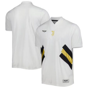 Juventus CJP Apparel Football Icon Jersey - White